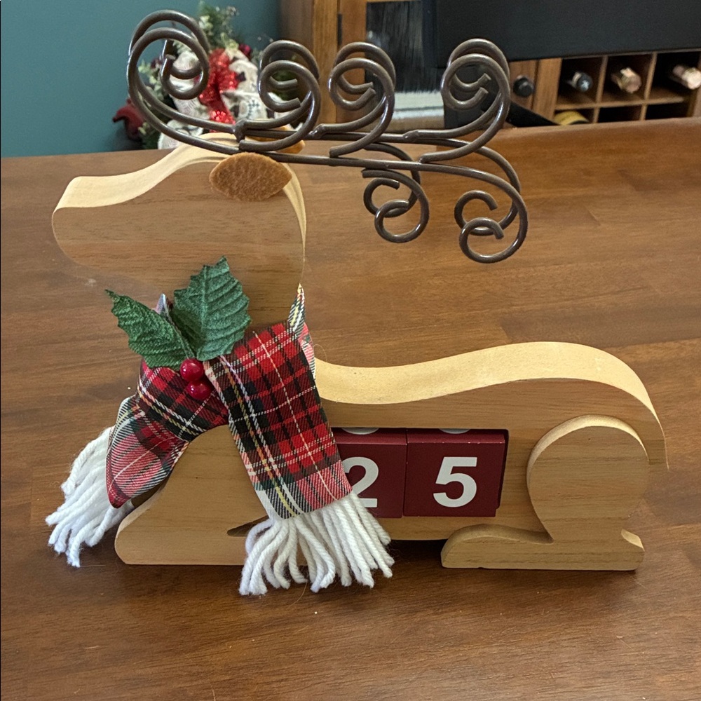 Wooden Reindeer Holiday Countdown Calendar